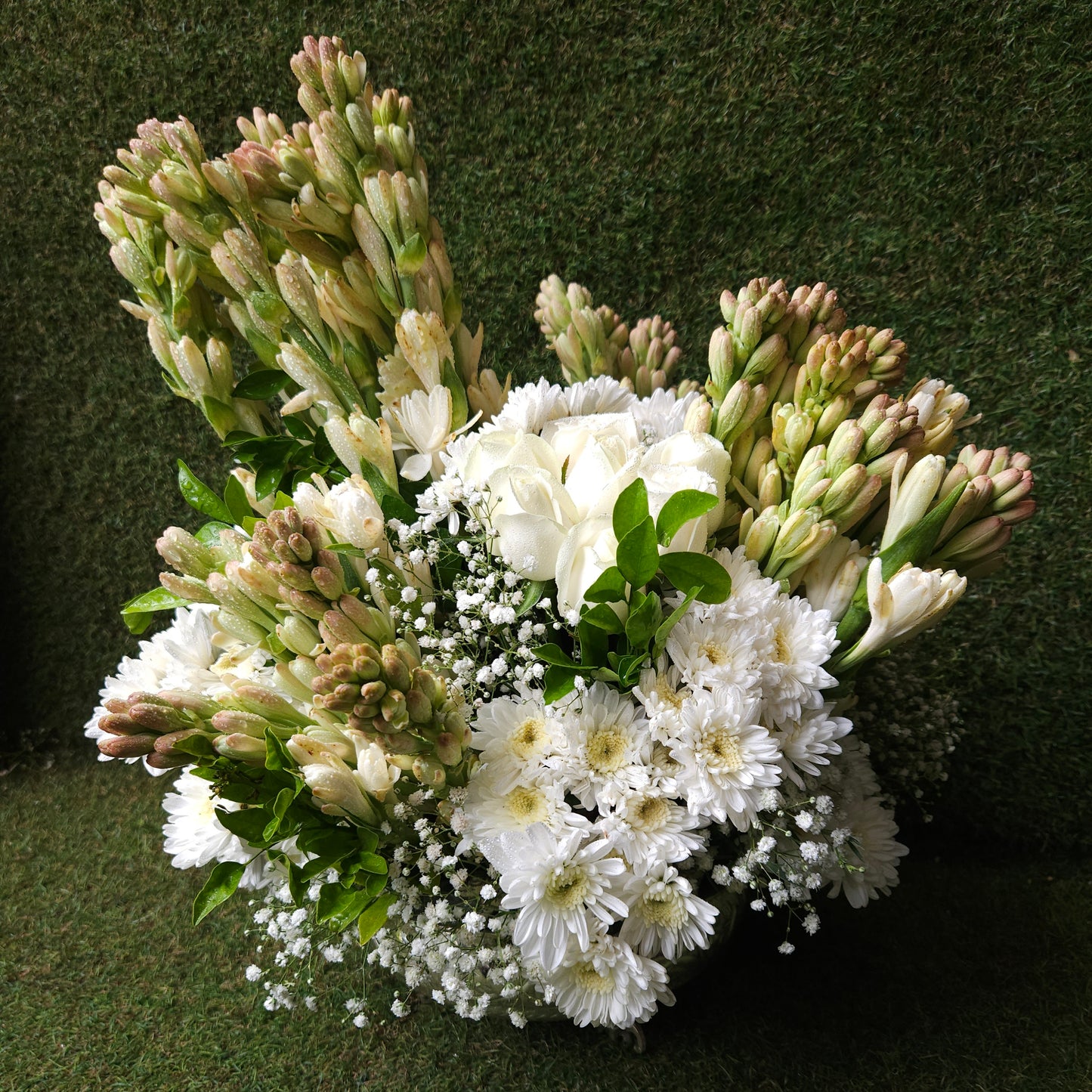 "Rajnigandha Radiance" Floral Arrangement
