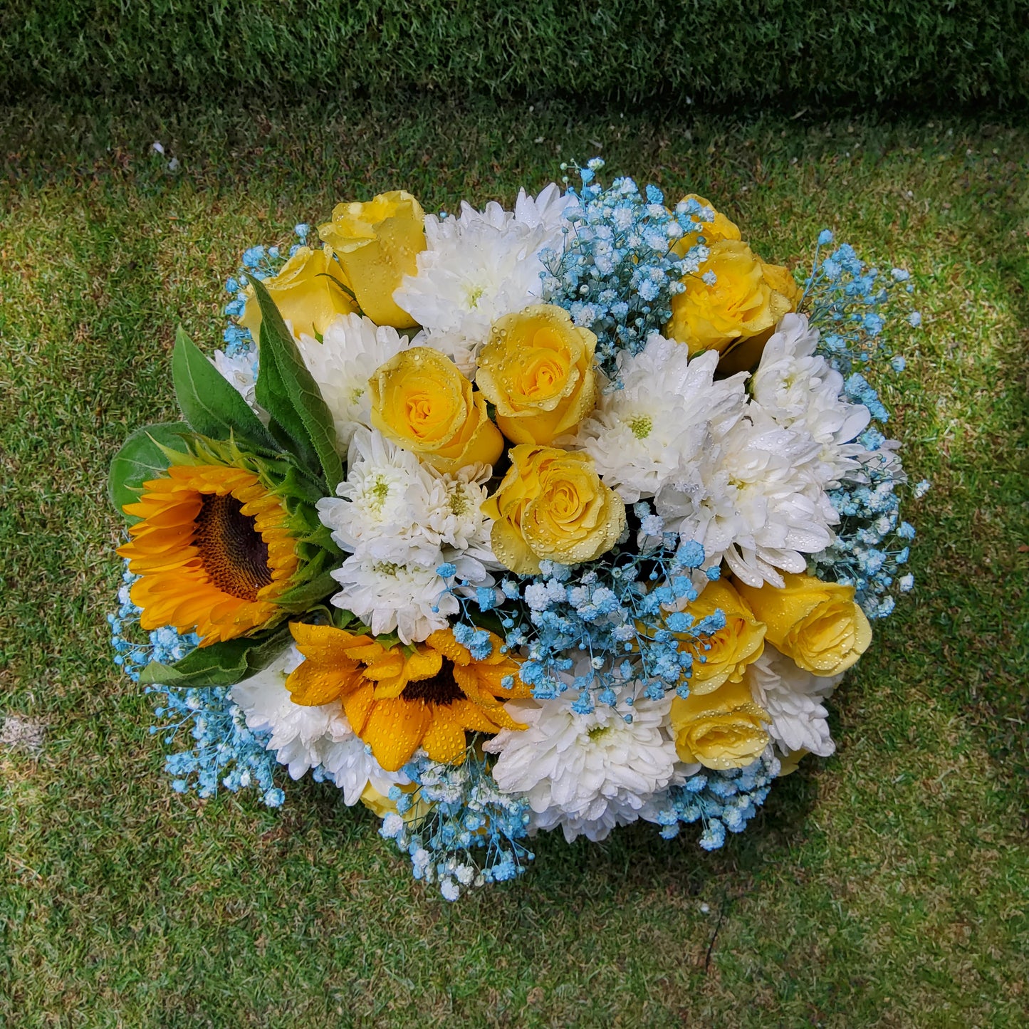"Happy Thoughts" Floral Arrangement