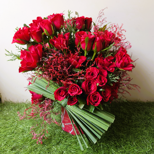 "Scarlet Swag" Floral Arrangement
