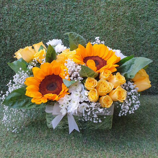 "Summer Glee" Floral Arrangement